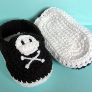 Crochet Pirate Baby Booties, Baby Halloween Costume Shoes image 2