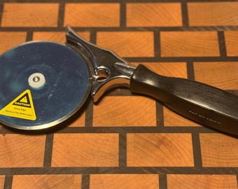 Snap On Deluxe Pizza/Pastry Cutter, 4" wheel,  NOS Classic Black resin handle