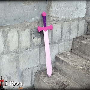 Kris sword cosplay prop (wood)