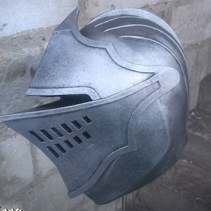 Elite Knight Armet helmet with functional visor