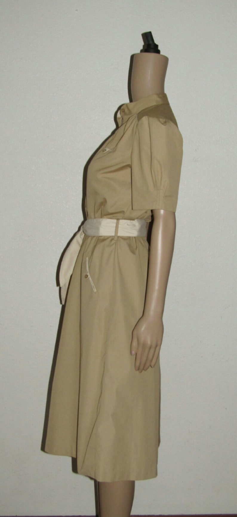 80s Khaki Cotton Dress Beige Uniform Style Size Small to Medium Retro Preppy A-Line Skirt Zipper Front Vintage Sporty Casual Day Dresses image 3