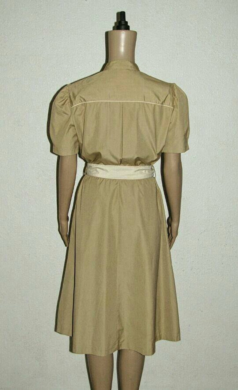 80s Khaki Cotton Dress Beige Uniform Style Size Small to Medium Retro Preppy A-Line Skirt Zipper Front Vintage Sporty Casual Day Dresses image 4