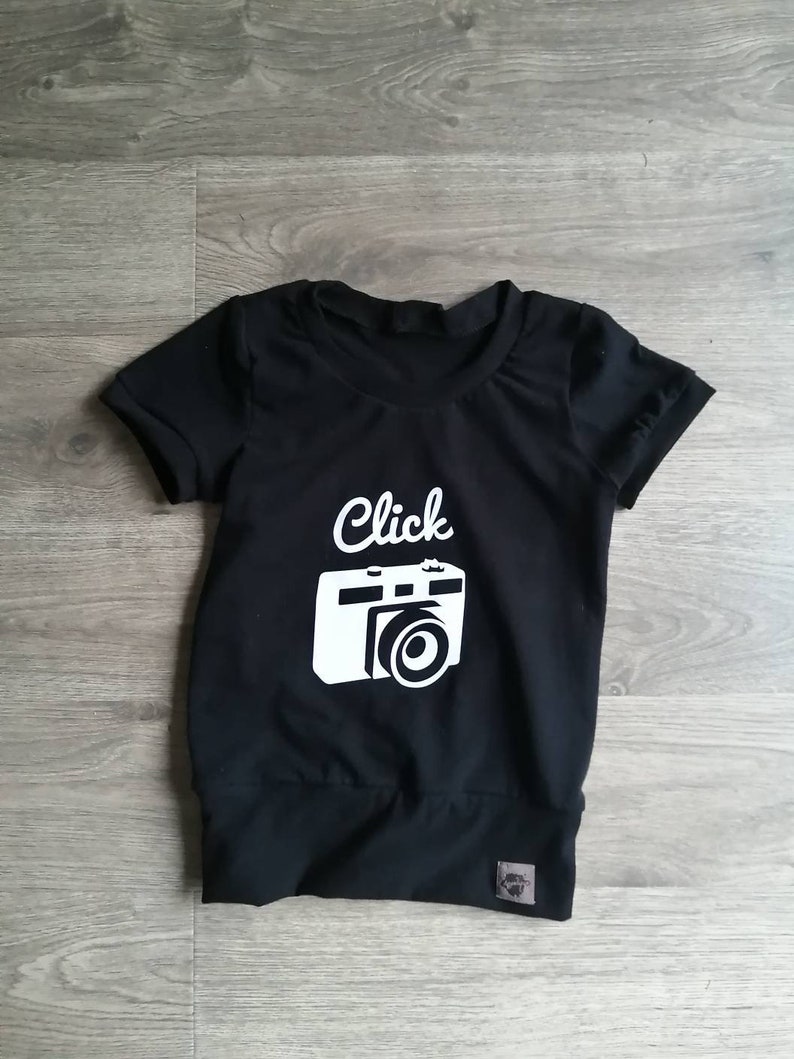 united black T-shirt Click made in Quebec scalable