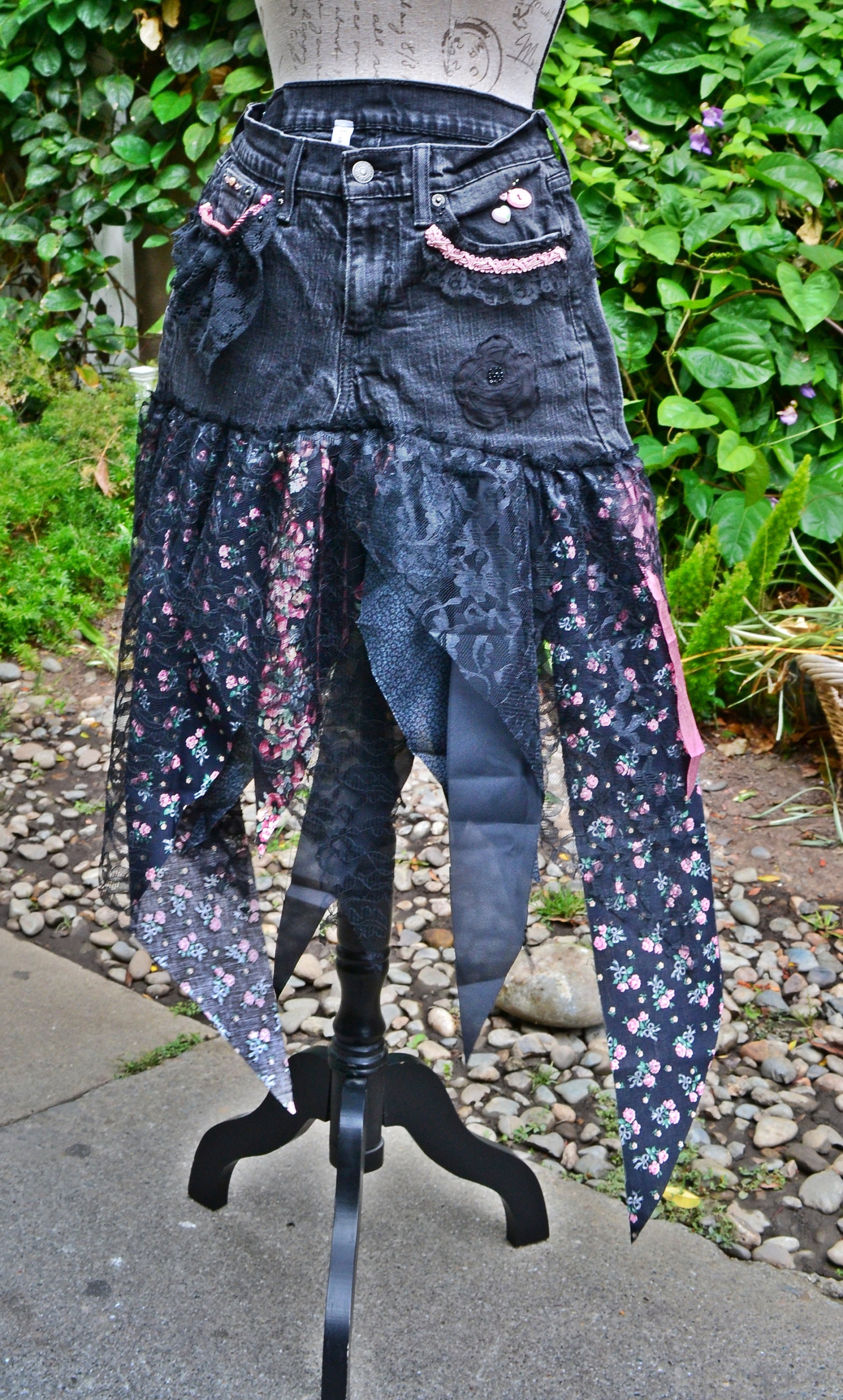 Black Levi Straus Denim Jeans, Pink Floral and Lace, Pixie Hem Festival ...