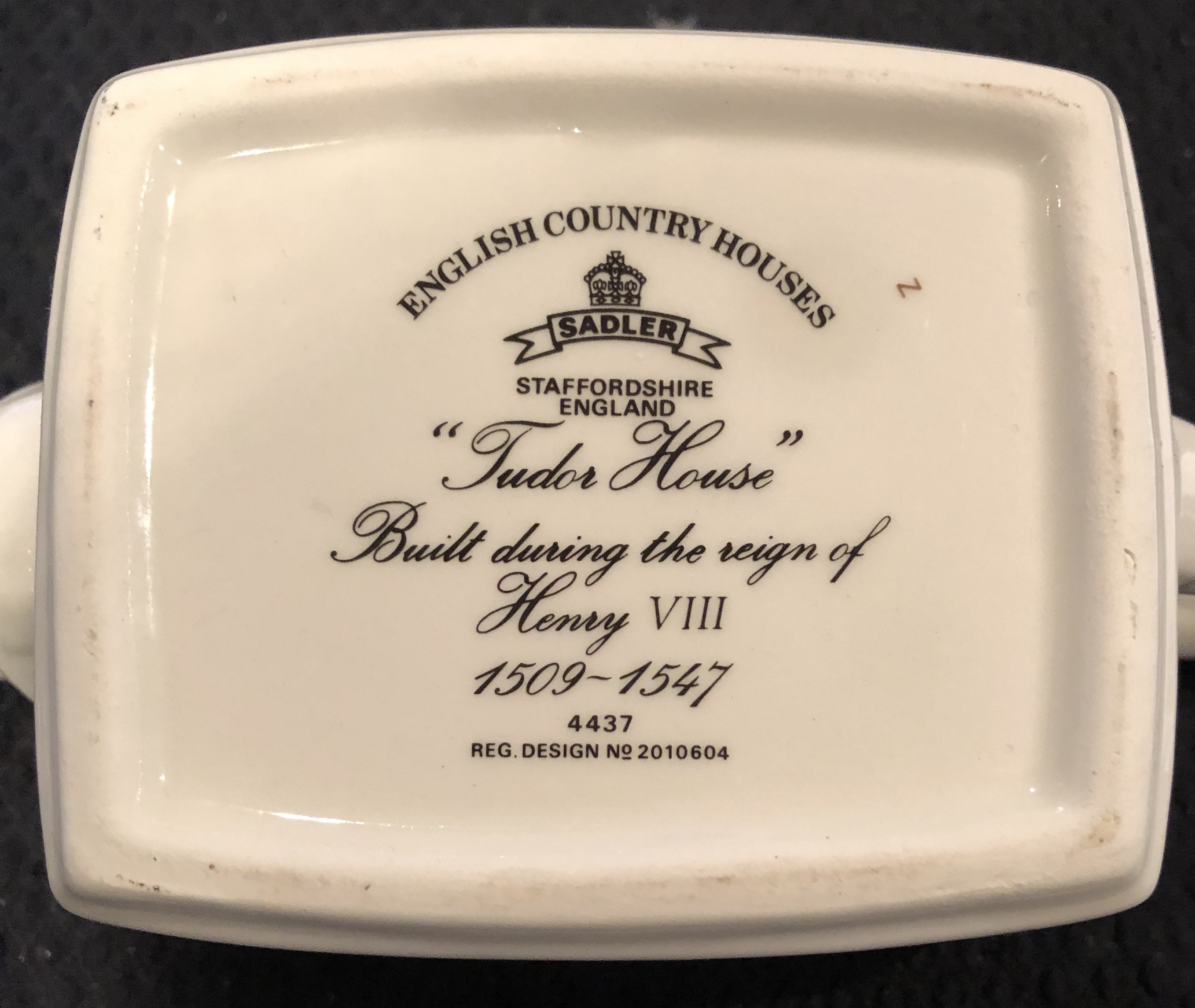 Urige Kleine Vintage Englische Tudor House Teekanne von Sadler | Etsy