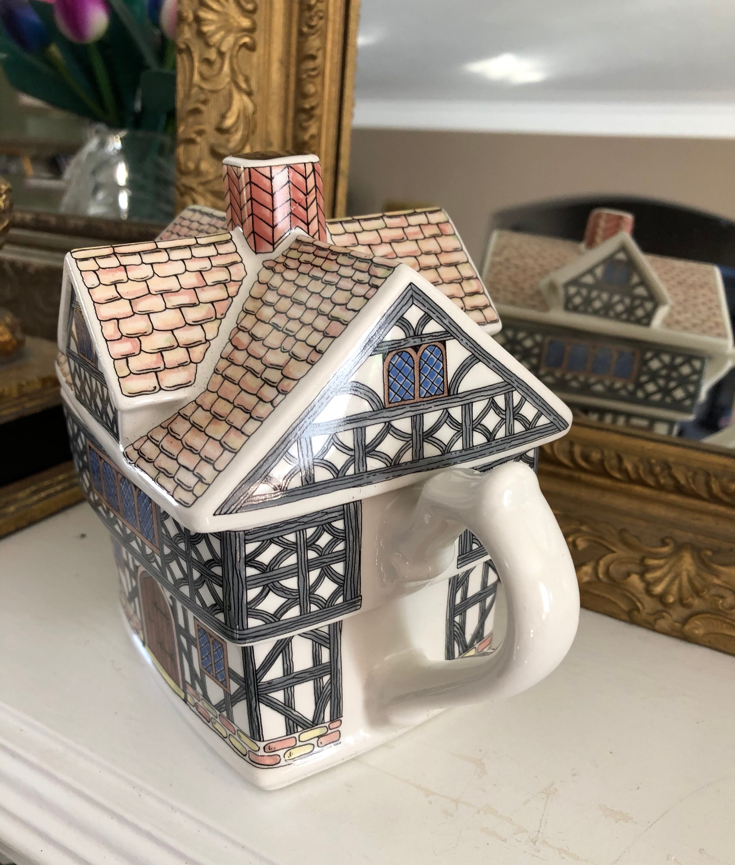 Urige Kleine Vintage Englische Tudor House Teekanne von Sadler | Etsy