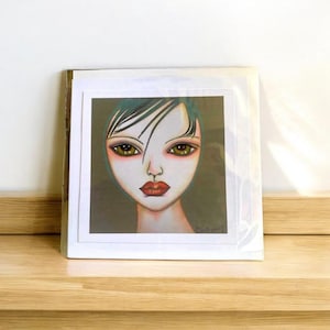 Big Eyed Girl 2, cartão de felicitações