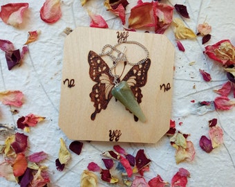 1 pc green aventurine pendulum + 1 pendulum board of your choice  - tool for witchcraft - for witches, pagans and wiccans