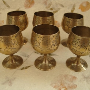 1 antiker Messing Kelch mit Blattmuster -Altar Werkzeug für Hexerei -perfekt für Hexen, Heiden und Wiccas
