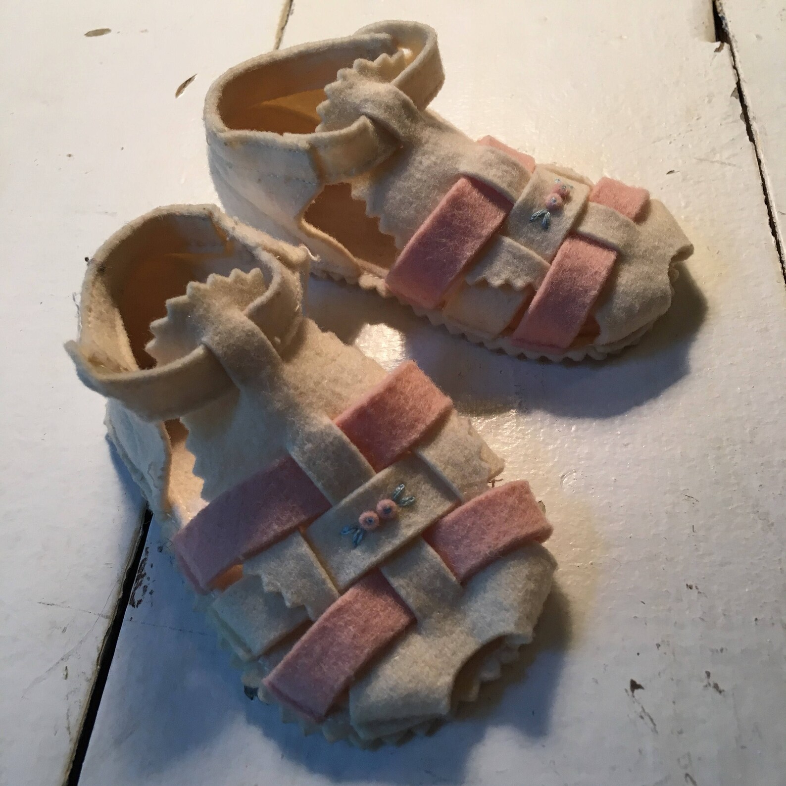 Vintage Felt Pink Baby Shoes | Etsy
