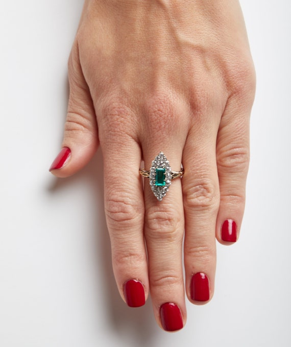 Exceptional Victorian Emerald and Diamond Navette… - image 6