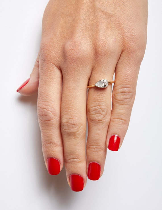 Antique Pear Cut Diamond in a Custom 18KT Setting… - image 4