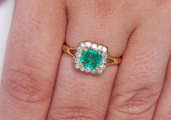 Edwardian 18KT and Platinum Carved Emerald and Di… - image 2