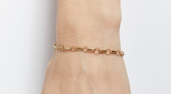 Delicate 14KT Twisted Circle and Link Bracelet - image 4