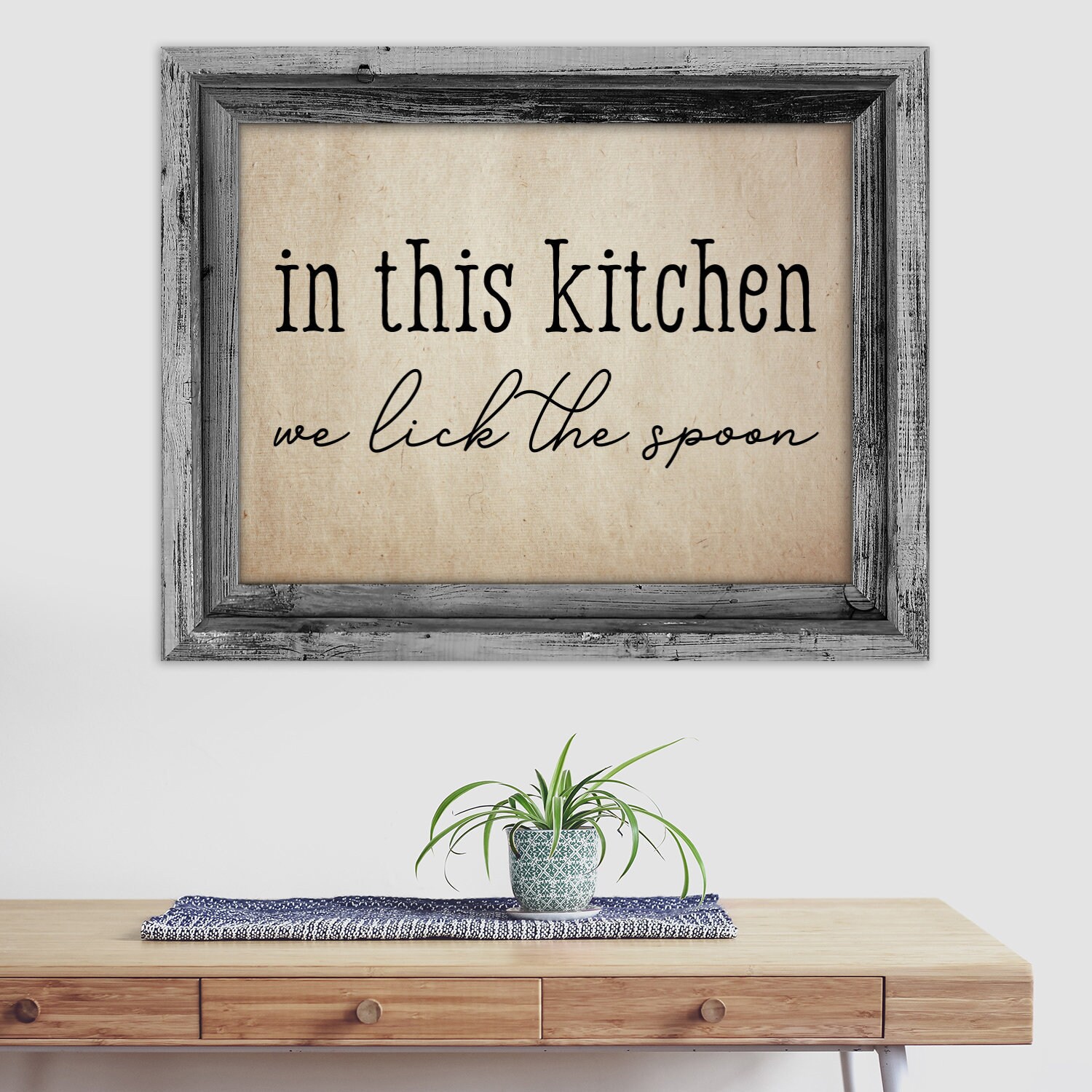 Classic Brittany Murphy Poster: Unframed Wall Decor - n6yibng