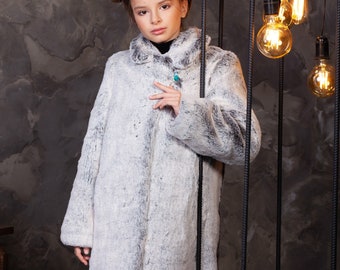 Chinchilla Kids Coat. Silver Kids Coat. French Kids Coat. Fluffy Kids Coats. Furry Kids Coat. Exclusive eco furs by Tissavel (France)