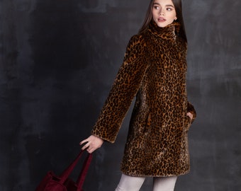 Luxury faux fur coat - leopard. Exclusive eco furs by Tissavel (France)