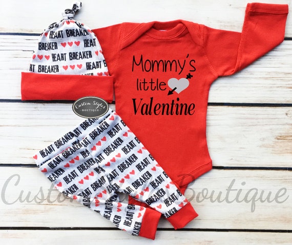 baby boy valentine's day outfit