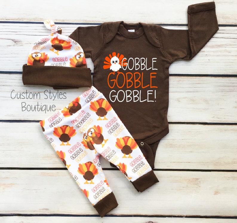 Leggings And Hat With Turkeys Baby Boys First Thanksgiving Outfit Gobble Gobble Brown Infant Bodysuit Baby Boy/'s Thanksgiving Outfit Set