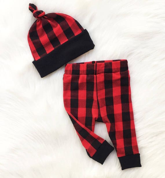 Hat w Red Cuffs Gender Neutral Outfit Baby Girl Black /& White Buffalo Plaid Leggings Baby Coming Home,Florida Strong Bodysuit Baby Boy