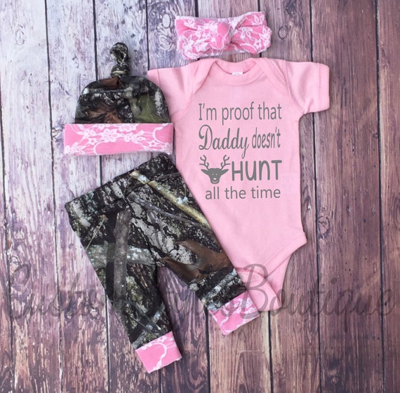 Baby girl deals camo leggings