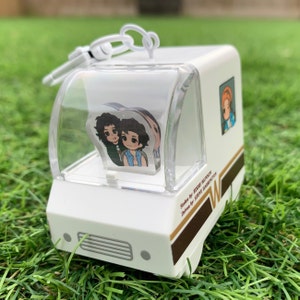 Steddie 3D Auto Anhänger, Auto mit Aufsteller