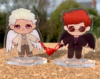 Aziracrow standee, magneet acryl stand, bijpassende Good Omens bedels