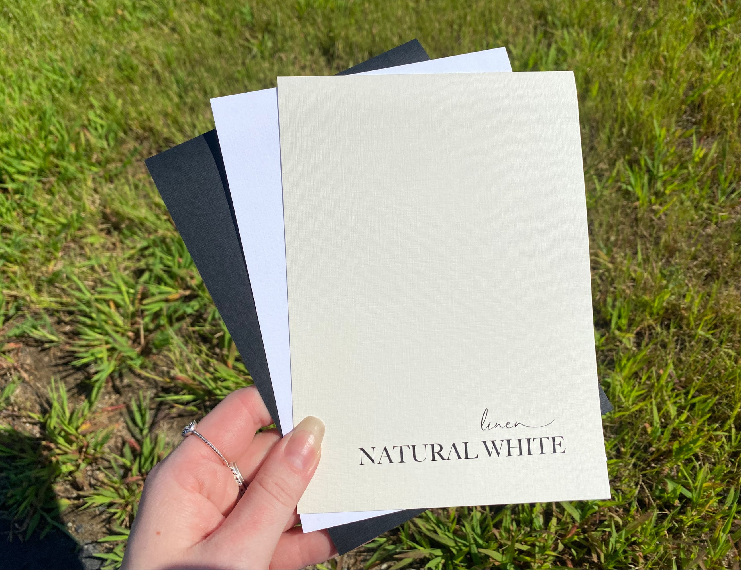 8 1/2 X 11 Linen Textured Card Stock Natural White Thick, Heavy Paper, Linen  Finish for Invitations, Cards, Prints 25 Blank Sheets 