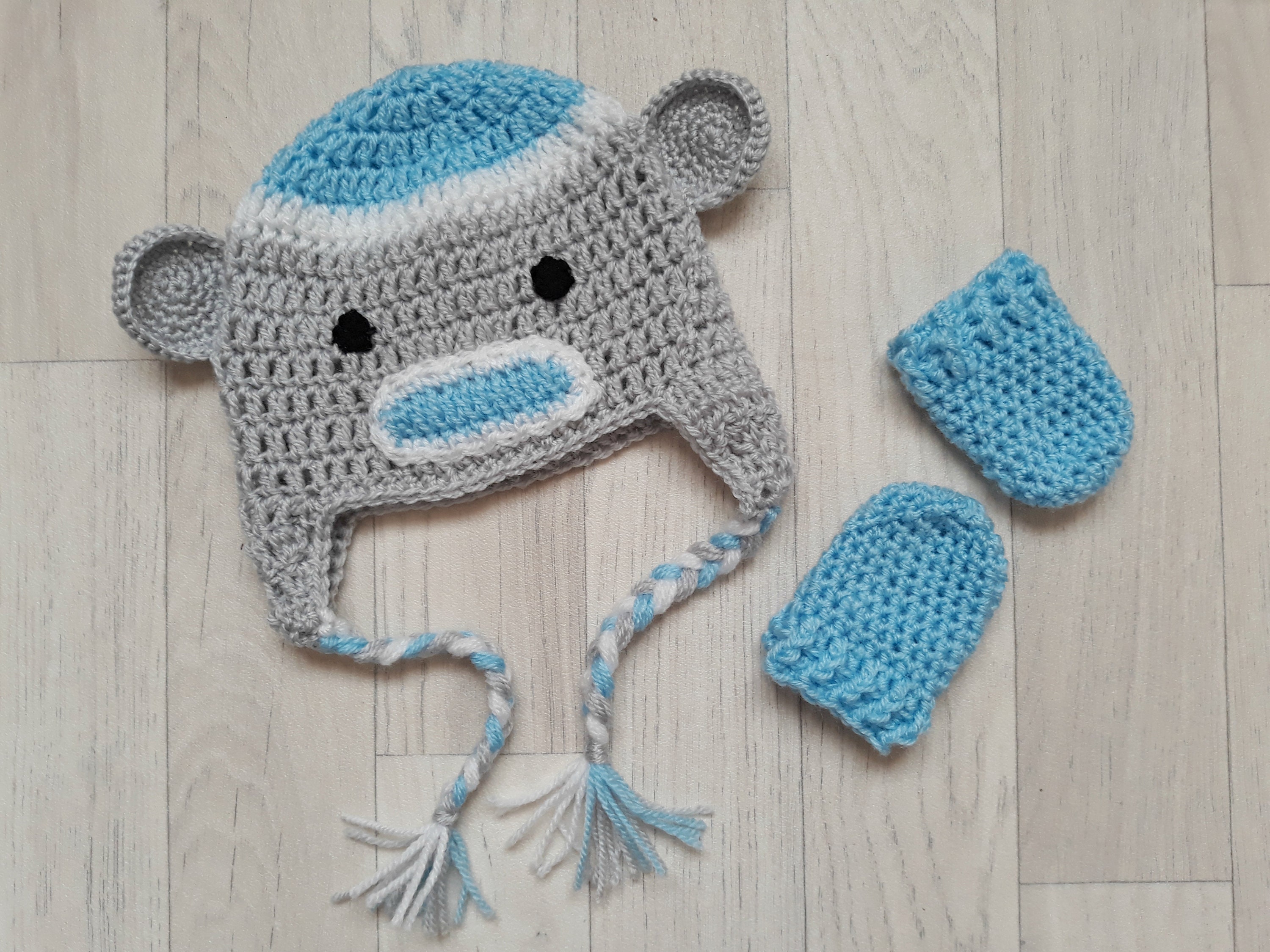 baby boy trapper hat and mittens