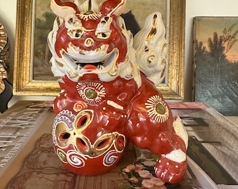 VINTAGE Foo Dog Ceramic Figurine, Red Asian Oriental Chinese