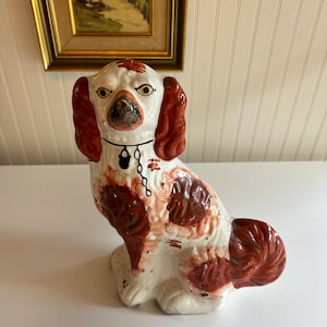 Antique 13&quot; Staffordshire Style Spaniel Dog – Single Figurine with Aged Patina