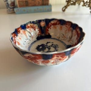 ntique Japanese Imari Porcelain Bowl 6&quot; Hand Painted Red Blue Floral
