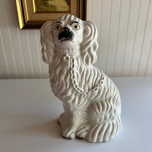 Antique White Staffordshire-Style Spaniel Dog Figurine – 10.5&quot; Tall