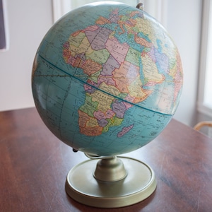 Vintage 9 inch (23cm) jaren 1950 Globe door George F. Cram in het Frans