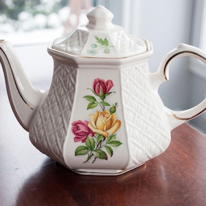 Mooie Sadler theepot voor je thee van de dag