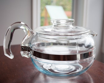 Vintage Pyrex Flameware Teapot - Pyrex 6 Cup