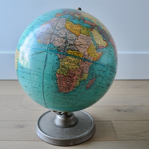 Vintage 9 inch (23cm) jaren 1950 Globe door George F. Cram in het Frans