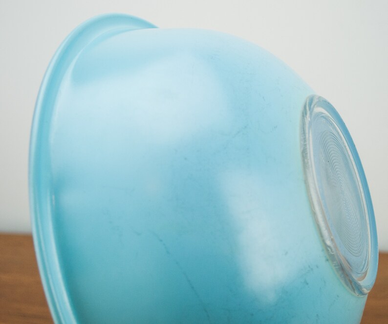 Pastel Mixing Bowls 322 Blue 326 Blue Coastal Shabby Chic Kitchen 1970s Pyrex Retro Kitchen Decor 325 Blue