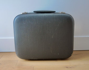 Vintage 60&#39;s Mod blue Suitcase Luggage