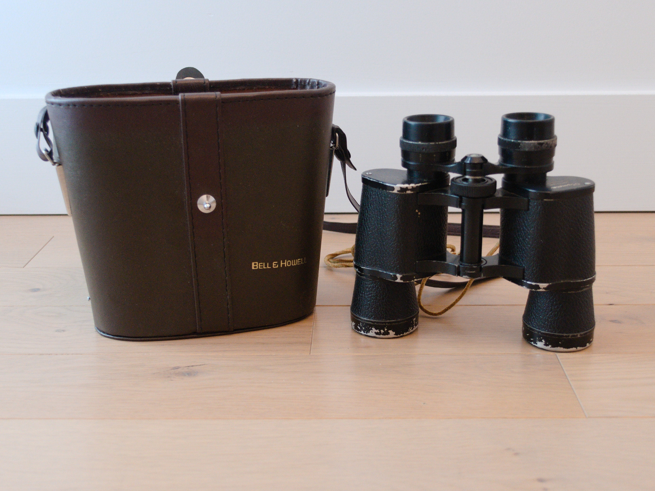 Vintage 1980s Brown Bag With Metal Fixtures. Camera or Vintage 1980s Brown Bag With Metal Fixtures. Camera or