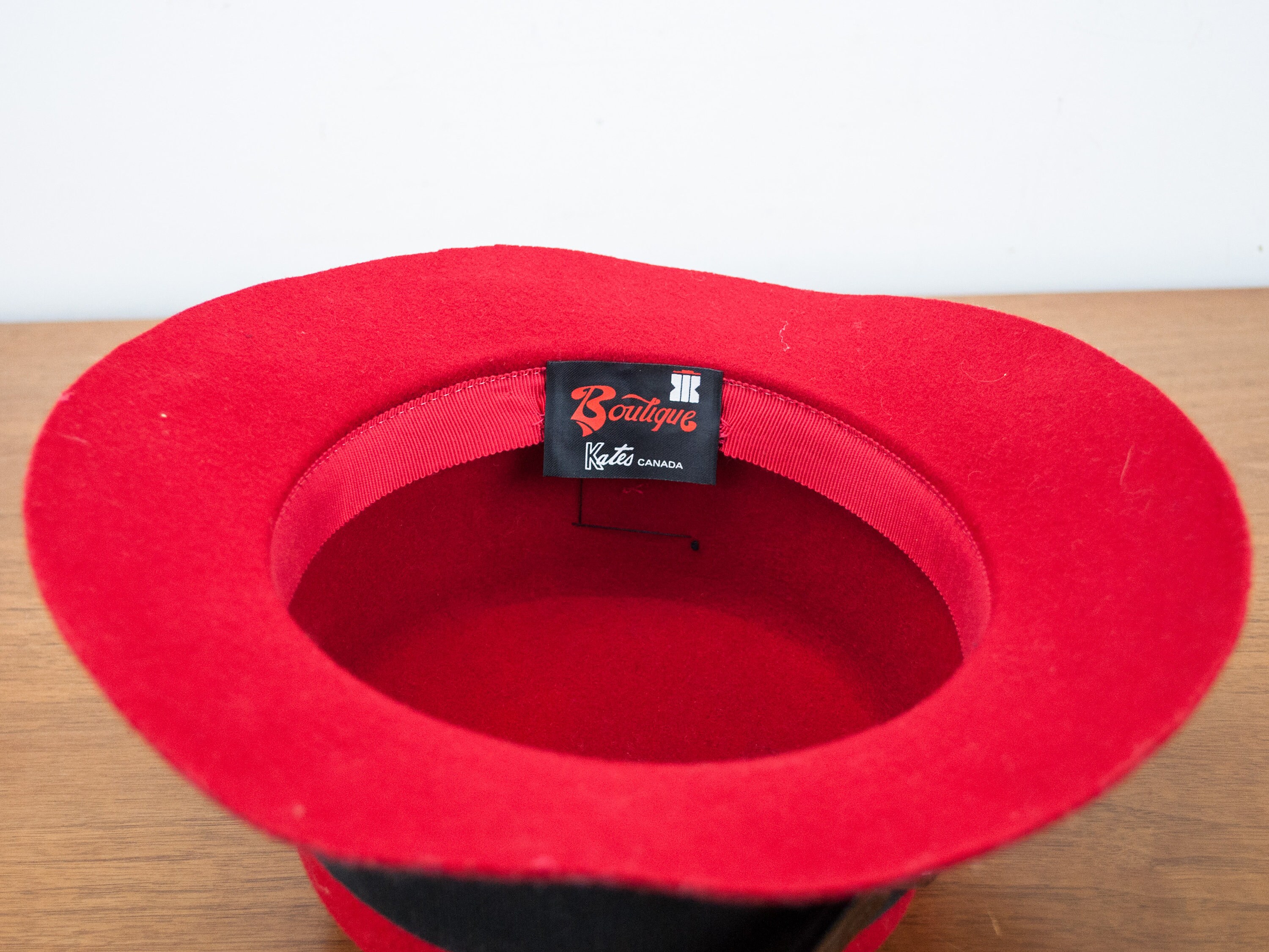 Vintage Boutique Kate Women\'s Wool Hat, Red Kate Wright | In 1940s Norway, their citizens wore red  main image 2