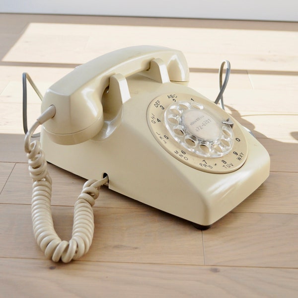 Vintage beige Rotary Telephone, 1970's phone