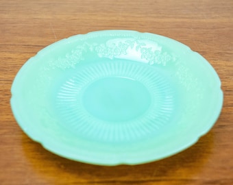 Fire King JADEITE Saucers. Excellent Condition. Alice Pattern