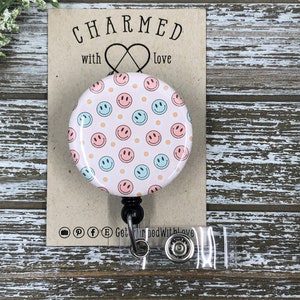 Smiley Face Badge Reel/Badge Reel Nurse/Cute Badge Reels/Smiley Badge Reel-Pink