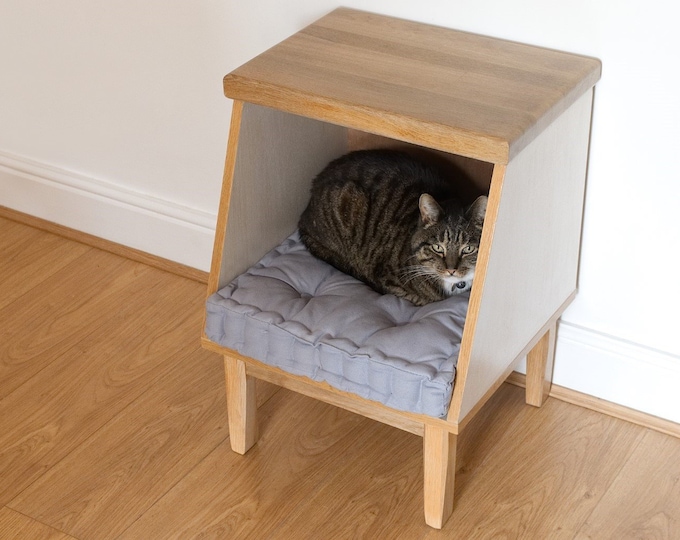 cat bed on stand