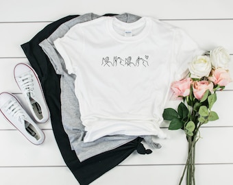 Camiseta de corte relajado con estampado LOVE en lenguaje de señas británico BSL / camiseta con eslogan para adultos