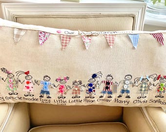 Coussin de famille personnalisé, fait main en lin, cadeau de famille, jusqu'à 12 personnes