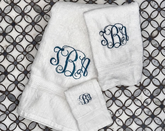 Luxury Monogram Bath Towel Set - Customizable 3-Piece Towel Collection