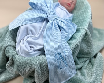 Monogrammed | Personalized Baby Swaddle with Seersucker Bow - Custom Newborn Blanket