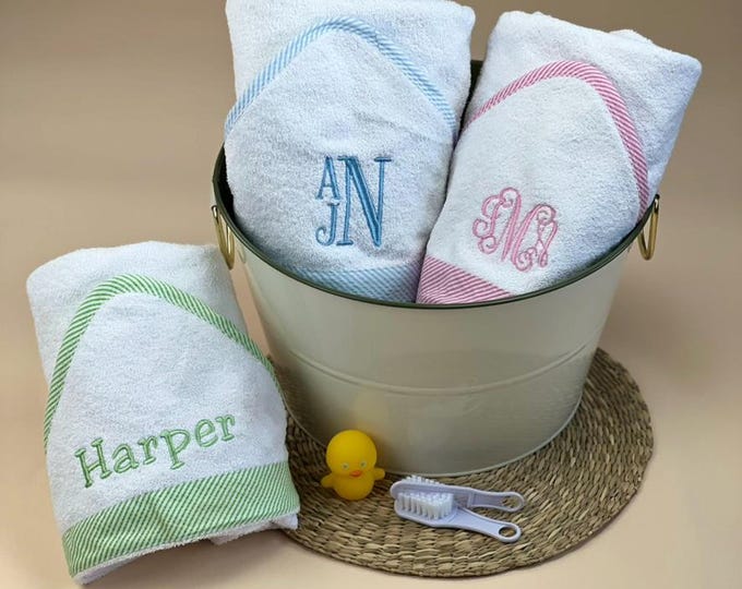 Personalized Hooded Bath Towel for Baby - Seersucker Trim Design